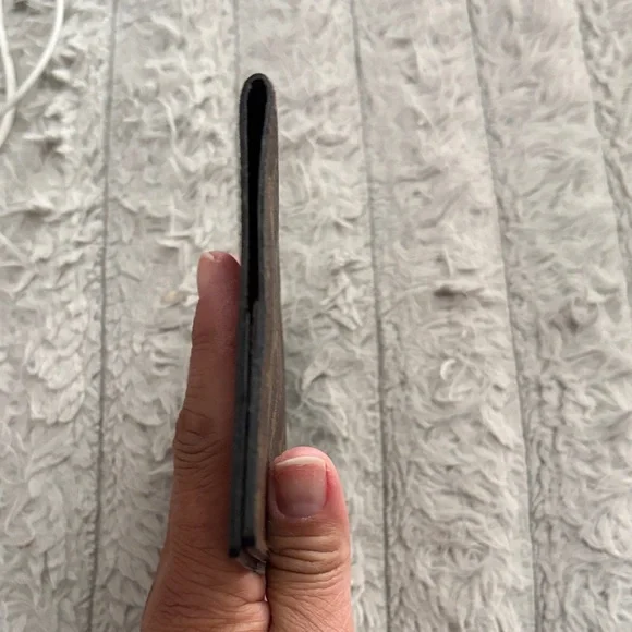 Louis Vuitton checkbook holder - Picture 4 of 12